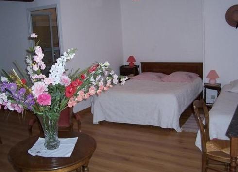 Ferme Du Montheu Bed & Breakfast Dommartin sous Amance Eksteriør bilde